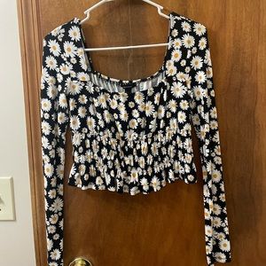 long sleeve cropped, black with sunflower top